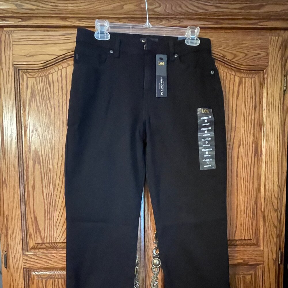 NWT Lee Women's Relaxed Fit Straight Leg Jean in Black Onyx - 8 Medium
